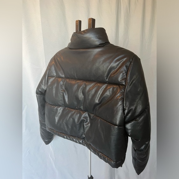 NWOT Black Puffer Jacket - Picture 2 of 8
